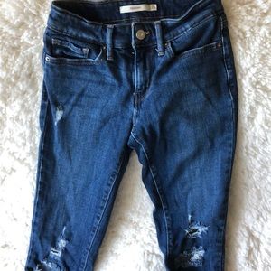 Levis distressed jeans